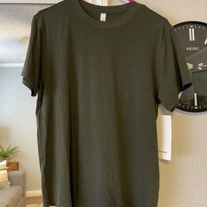 NWT Lululemon All Yours Boyfriend Tee size 4